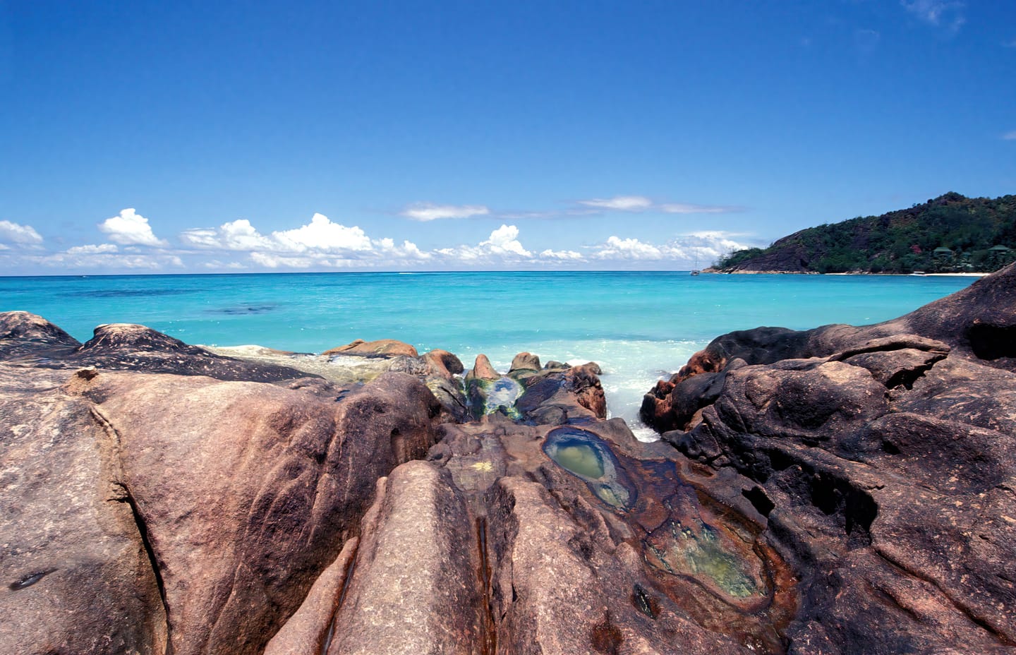 Rochers de granit rose d'Anse Source d'Argent, La Digue.