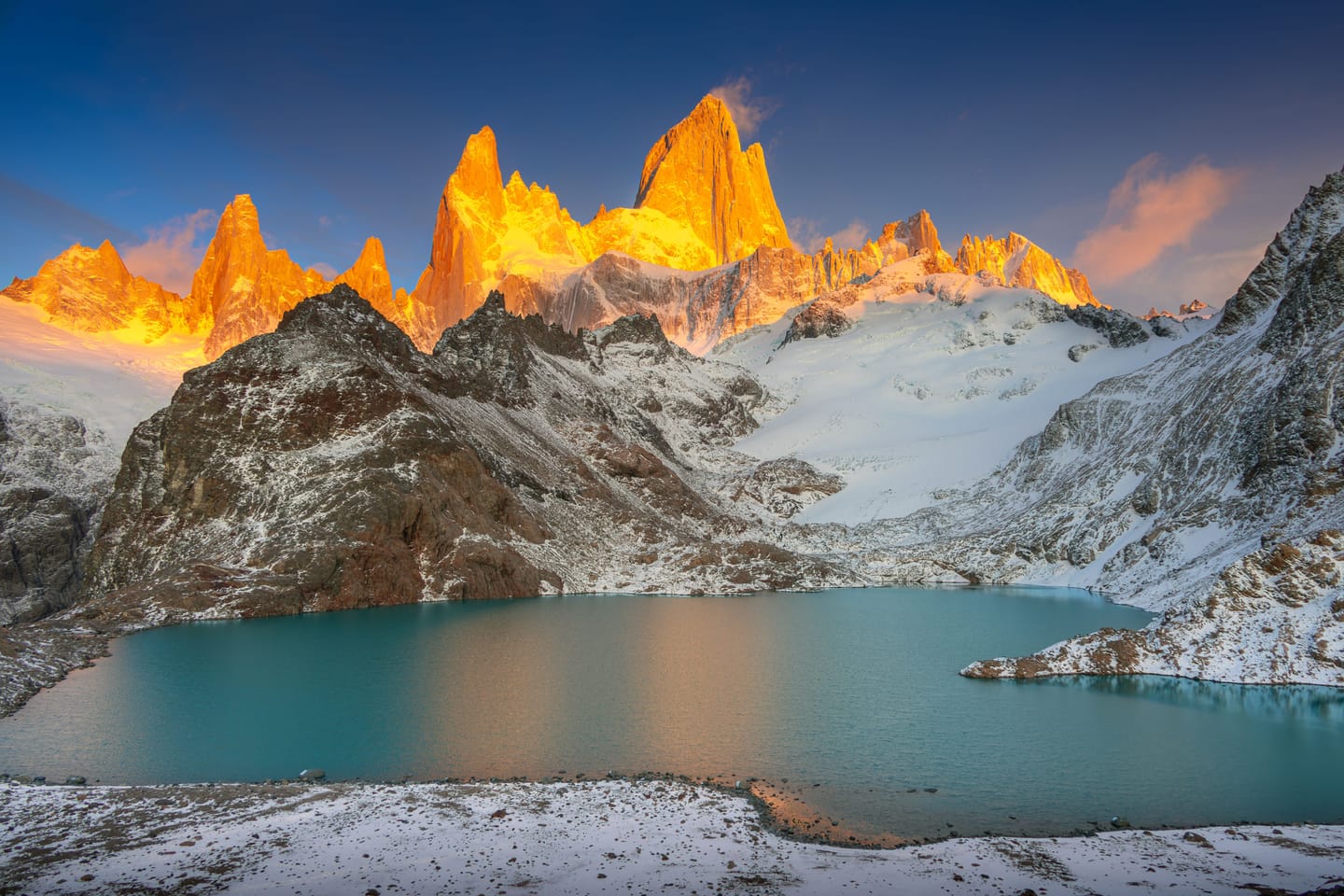 Lac et montagnes autour de Bariloche.